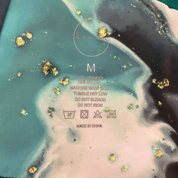 The Bendy Brand Extra High Waist Leggings Size M - Picture 7 of 8